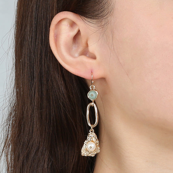 Abigail Pearl Earrings