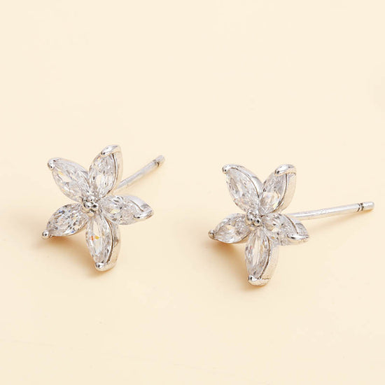 Zola Flower Stud Earrings